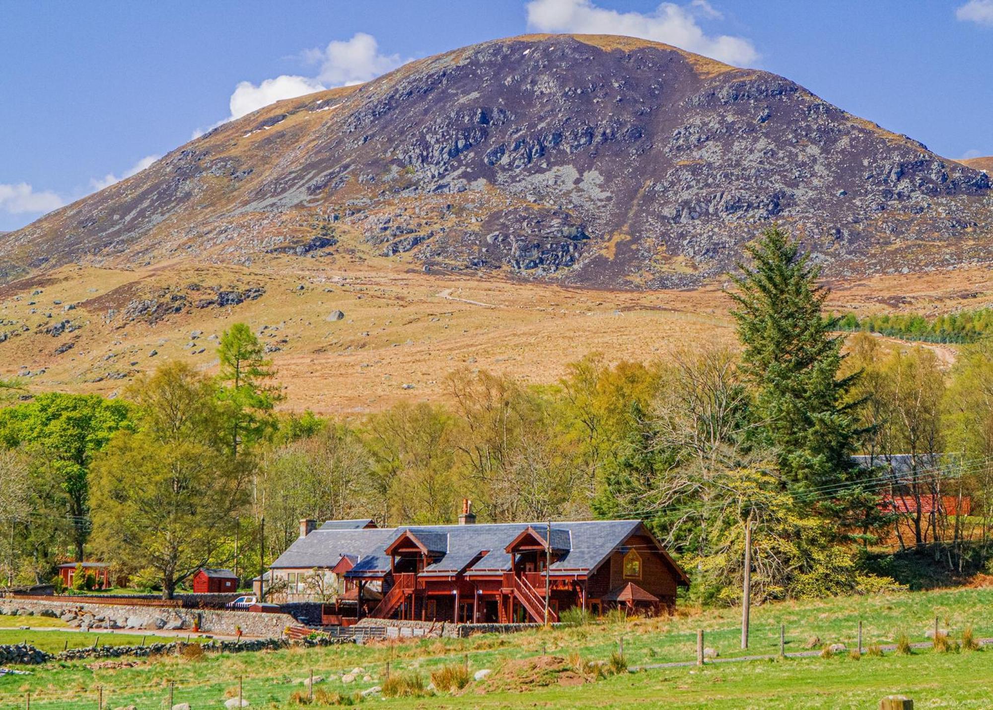 Glen Clova Lodges Inchmill Eksteriør billede