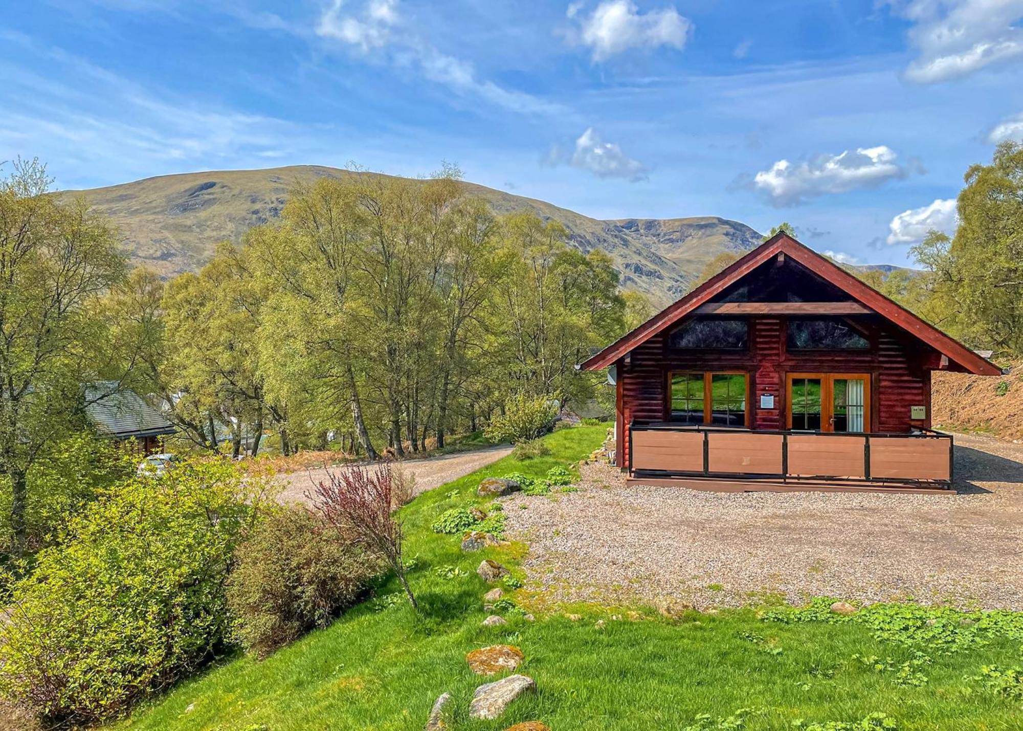 Glen Clova Lodges Inchmill Eksteriør billede